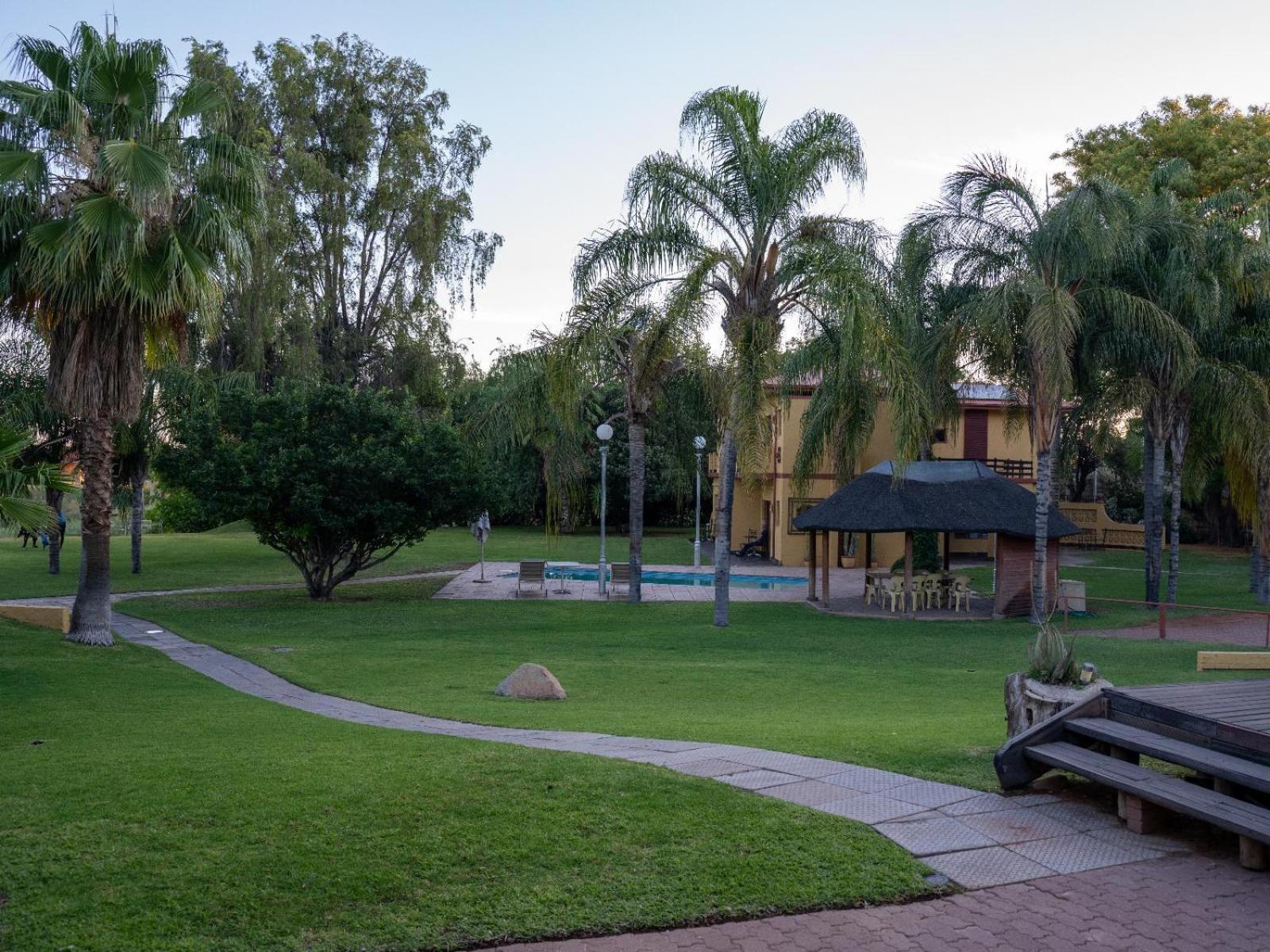 Sunriver Kalahari Lodge Riverside Stay In Upington Esterno foto