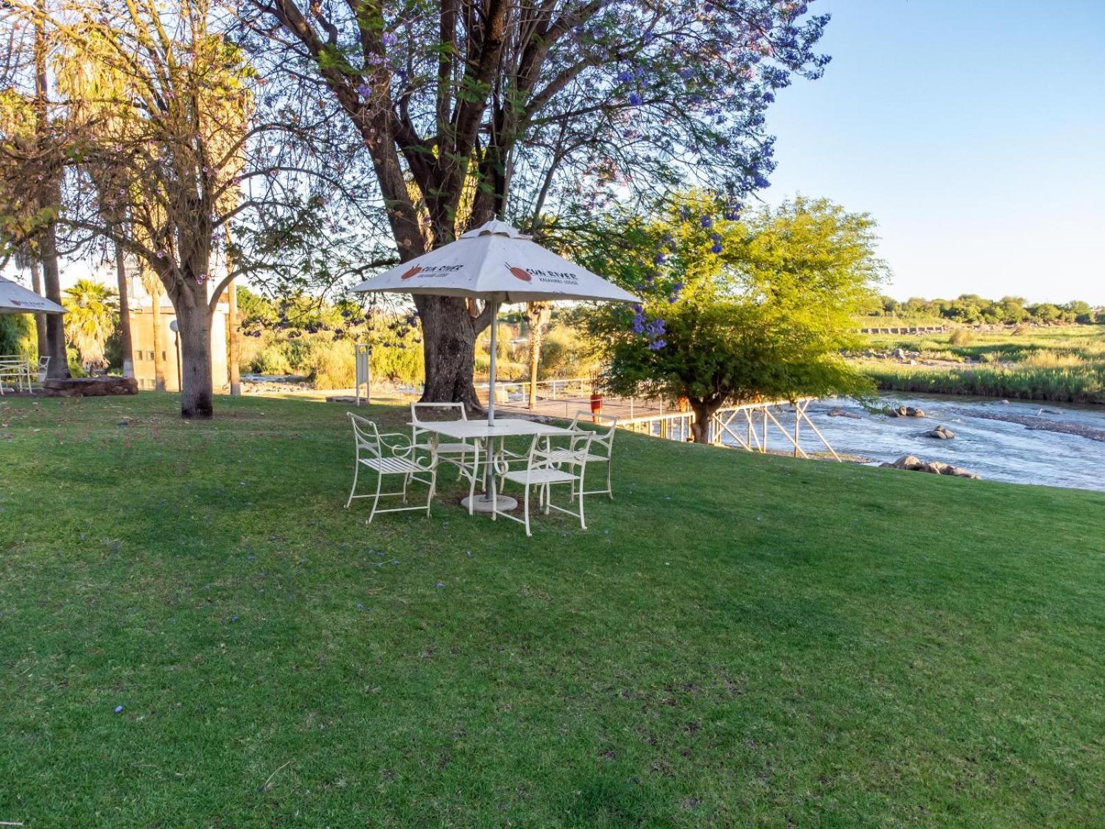 Sunriver Kalahari Lodge Riverside Stay In Upington Esterno foto